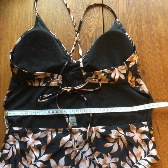 Bathing suit one piece - Picture 3 of 3